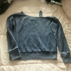 Aero Sweatshirt Size XS
